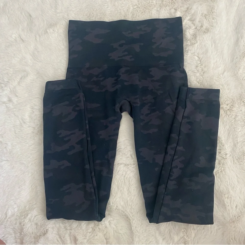 SPANX camo high rise black leggings